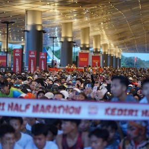 Race photo from KEDIRI HALF MARATHON 2026