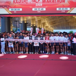 Race photo from KEDIRI HALF MARATHON 2026