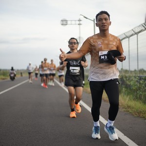 Race photo from KEDIRI HALF MARATHON 2026