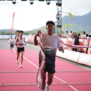 Race photo from KEDIRI HALF MARATHON 2026