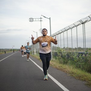 Race photo from KEDIRI HALF MARATHON 2026