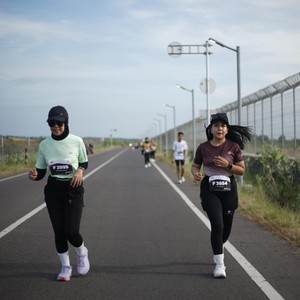 Race photo from KEDIRI HALF MARATHON 2026