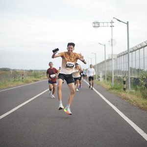 Race photo from KEDIRI HALF MARATHON 2026