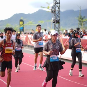 Race photo from KEDIRI HALF MARATHON 2026