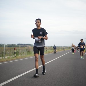 Race photo from KEDIRI HALF MARATHON 2026