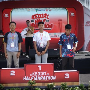 Race photo from KEDIRI HALF MARATHON 2026