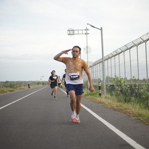 Race photo from KEDIRI HALF MARATHON 2026