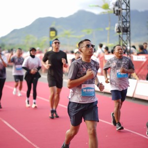Race photo from KEDIRI HALF MARATHON 2026