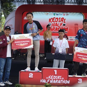 Race photo from KEDIRI HALF MARATHON 2026