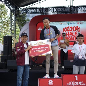 Race photo from KEDIRI HALF MARATHON 2026