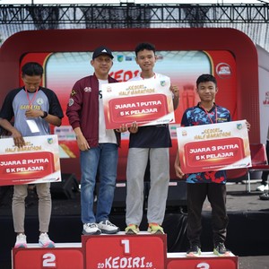 Race photo from KEDIRI HALF MARATHON 2026