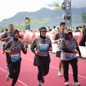 Race photo from KEDIRI HALF MARATHON 2026