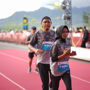Race photo from KEDIRI HALF MARATHON 2026