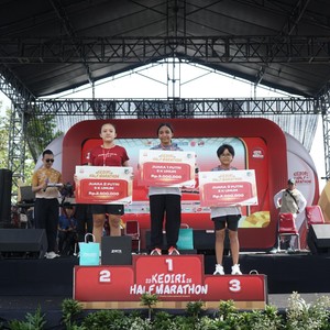 Race photo from KEDIRI HALF MARATHON 2026