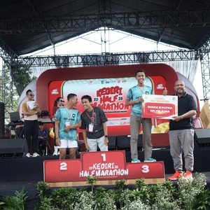 Race photo from KEDIRI HALF MARATHON 2026