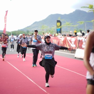 Race photo from KEDIRI HALF MARATHON 2026