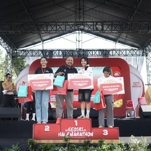 Race photo from KEDIRI HALF MARATHON 2026