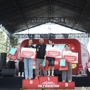 Race photo from KEDIRI HALF MARATHON 2026