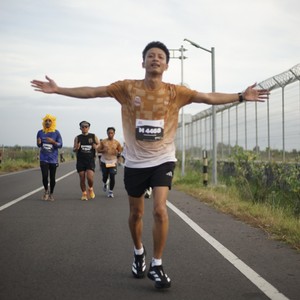 Race photo from KEDIRI HALF MARATHON 2026