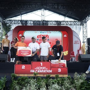 Race photo from KEDIRI HALF MARATHON 2026