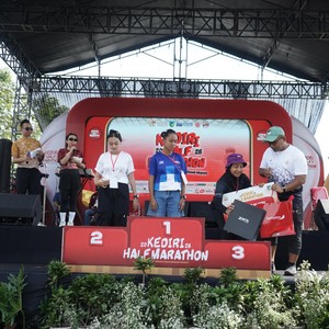 Race photo from KEDIRI HALF MARATHON 2026