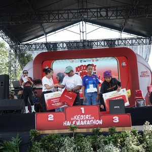 Race photo from KEDIRI HALF MARATHON 2026