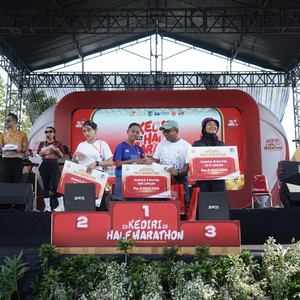 Race photo from KEDIRI HALF MARATHON 2026