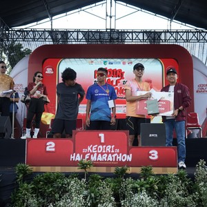 Race photo from KEDIRI HALF MARATHON 2026