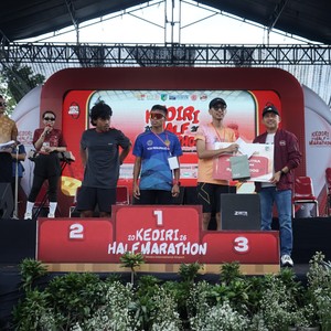 Race photo from KEDIRI HALF MARATHON 2026