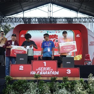 Race photo from KEDIRI HALF MARATHON 2026