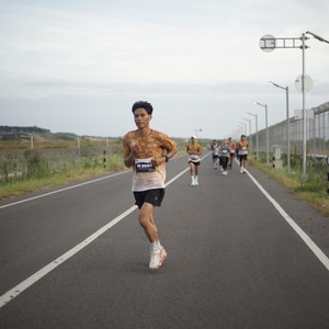 Race photo from KEDIRI HALF MARATHON 2026