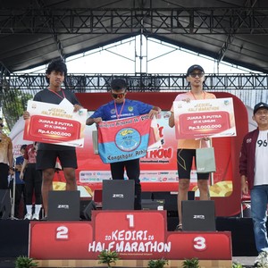 Race photo from KEDIRI HALF MARATHON 2026
