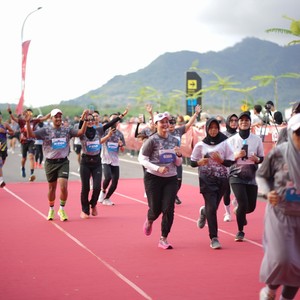Race photo from KEDIRI HALF MARATHON 2026