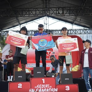 Race photo from KEDIRI HALF MARATHON 2026