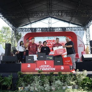 Race photo from KEDIRI HALF MARATHON 2026
