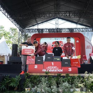Race photo from KEDIRI HALF MARATHON 2026