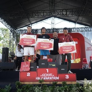 Race photo from KEDIRI HALF MARATHON 2026