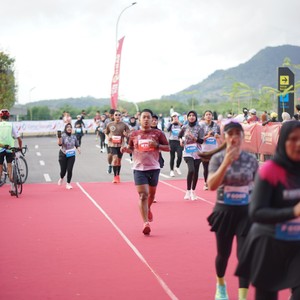 Race photo from KEDIRI HALF MARATHON 2026