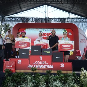 Race photo from KEDIRI HALF MARATHON 2026