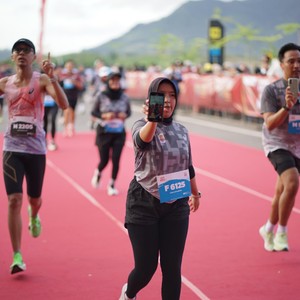 Race photo from KEDIRI HALF MARATHON 2026