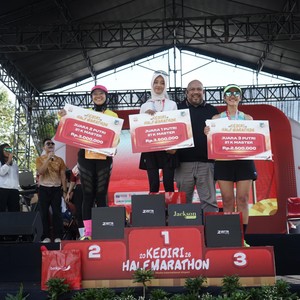 Race photo from KEDIRI HALF MARATHON 2026