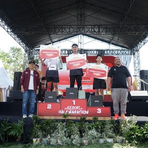 Race photo from KEDIRI HALF MARATHON 2026
