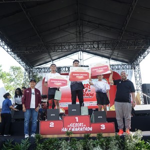 Race photo from KEDIRI HALF MARATHON 2026