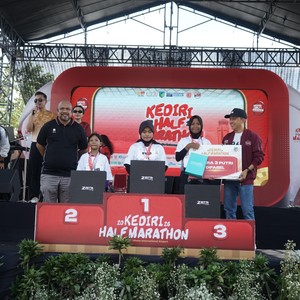 Race photo from KEDIRI HALF MARATHON 2026