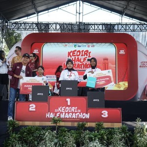 Race photo from KEDIRI HALF MARATHON 2026