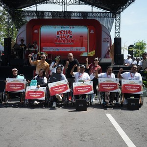 Race photo from KEDIRI HALF MARATHON 2026