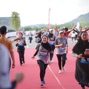 Race photo from KEDIRI HALF MARATHON 2026