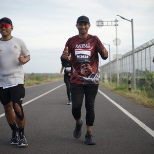 Race photo from KEDIRI HALF MARATHON 2026