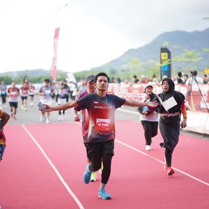 Race photo from KEDIRI HALF MARATHON 2026