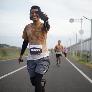 Race photo from KEDIRI HALF MARATHON 2026